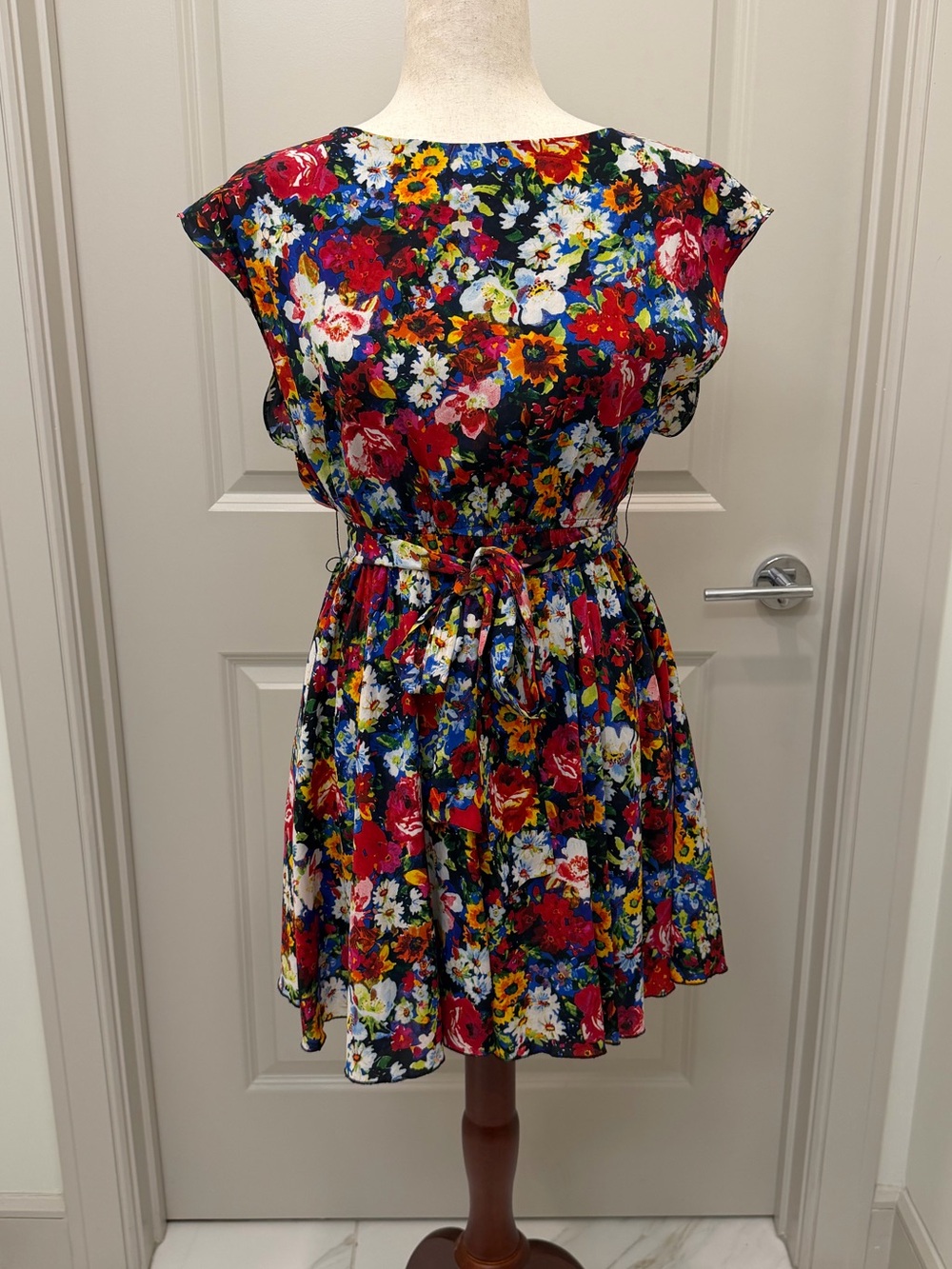 Alice + Olivia - Multicolor Floral Belted Dress - XS
